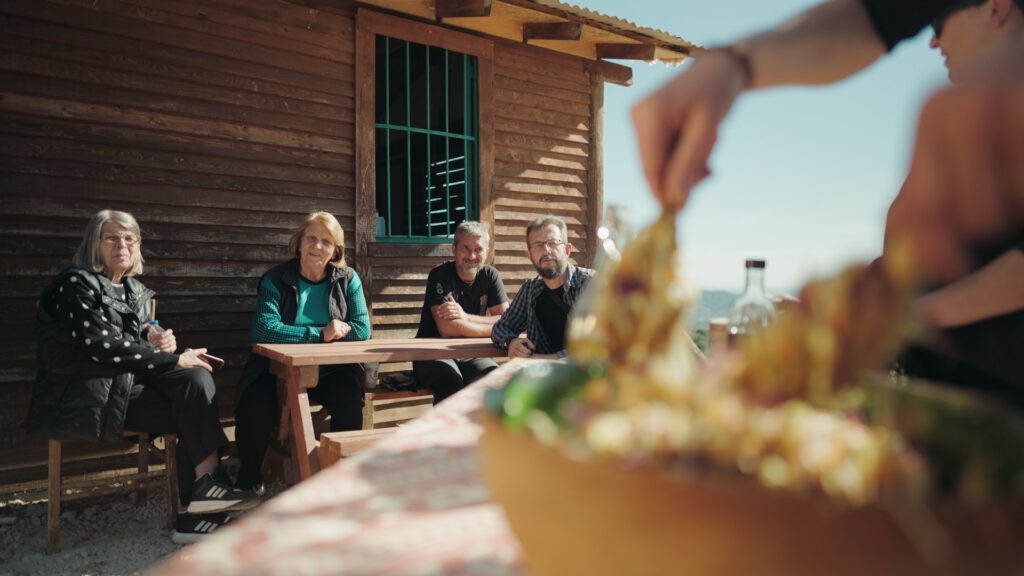 Zu Tisch in Meteora